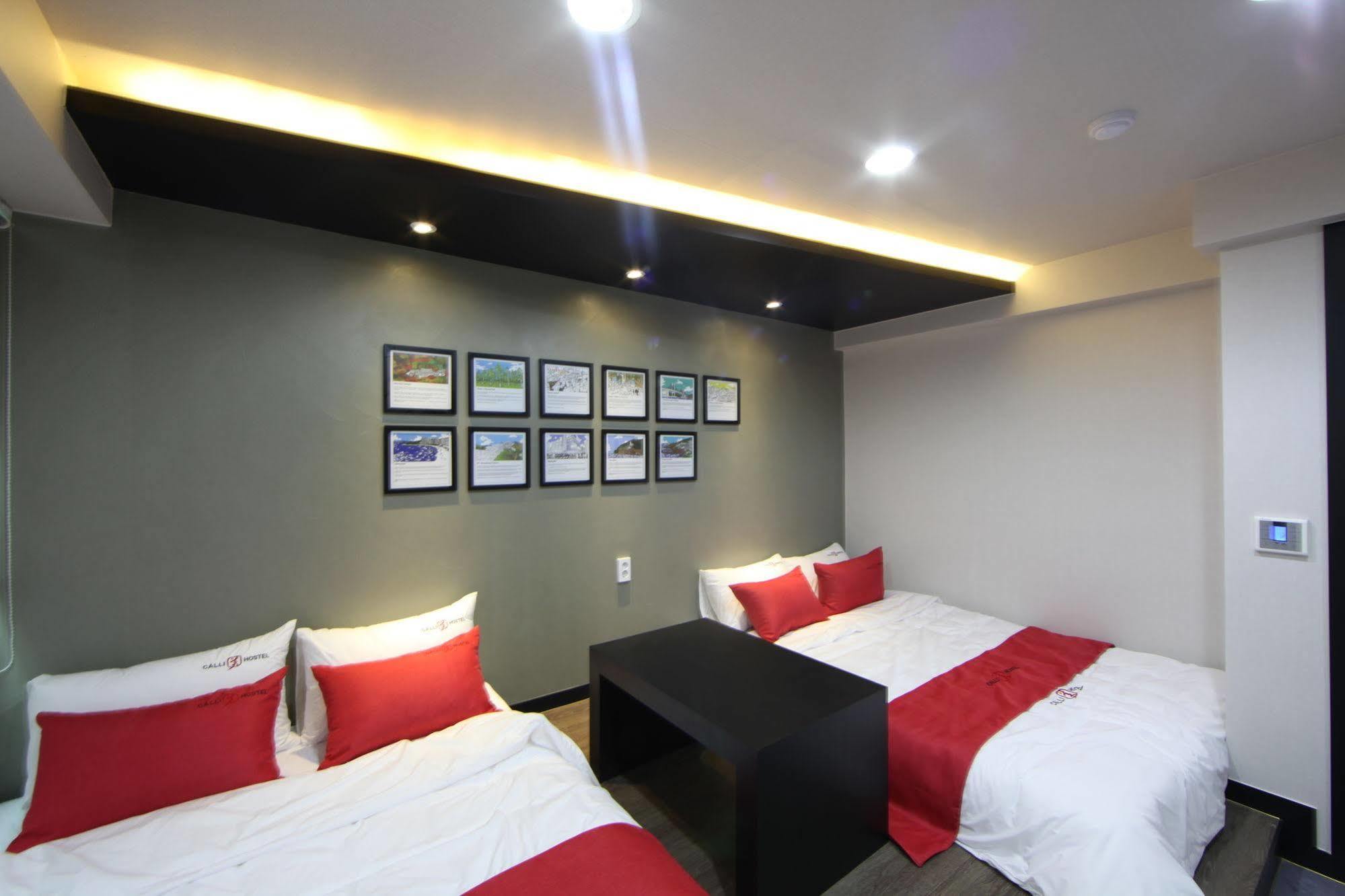 Calli Hostel Busan Exteriör bild