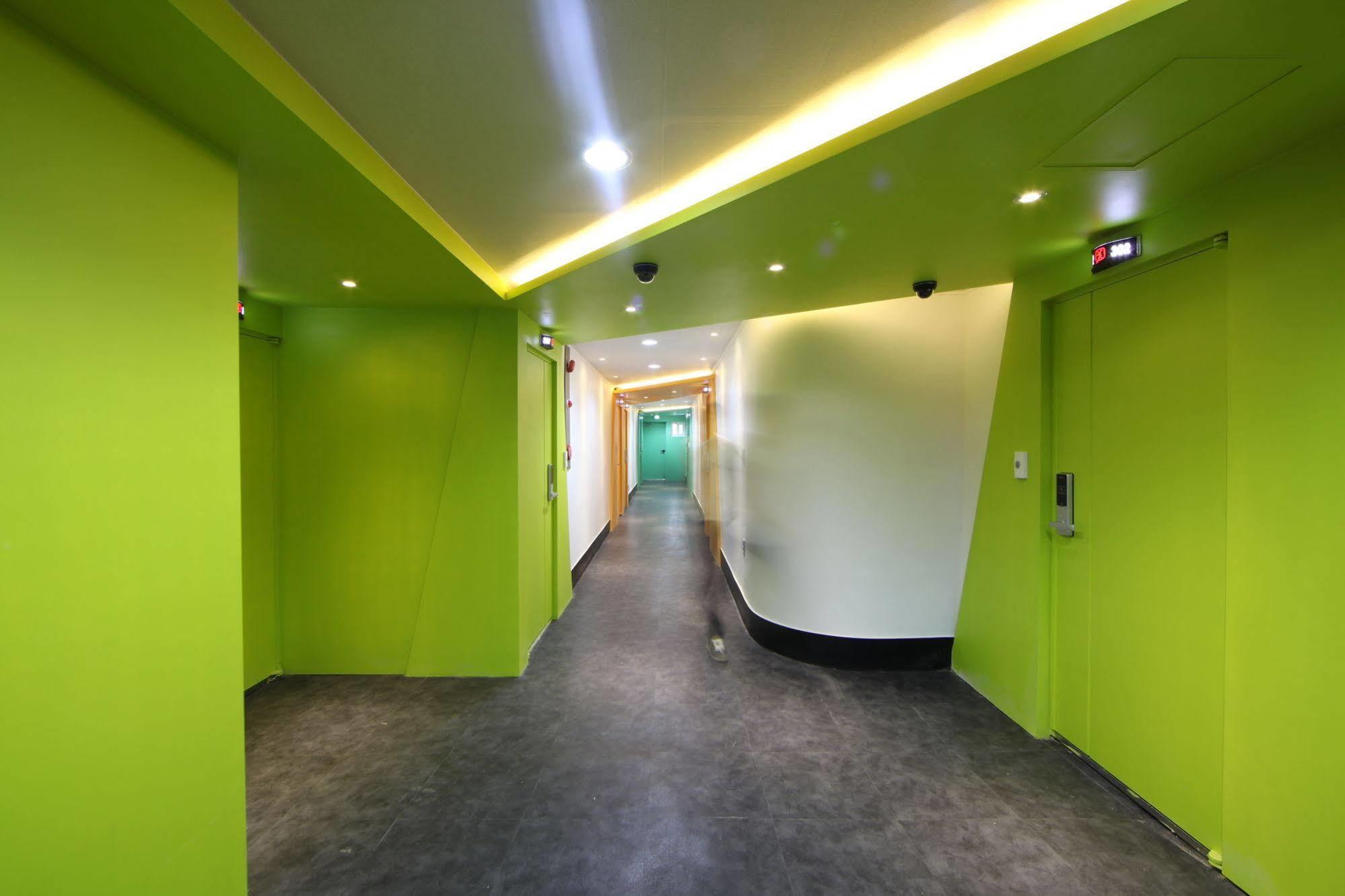 Calli Hostel Busan Exteriör bild